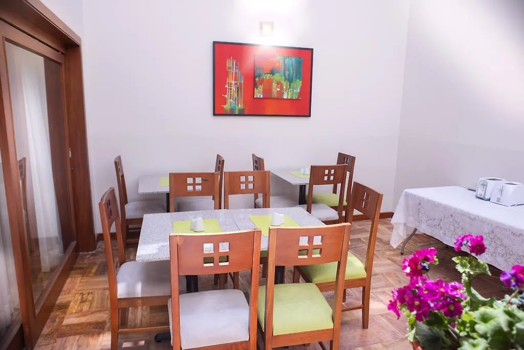 Bed & Breakfast Hostal Casa De Lidice Cuenca