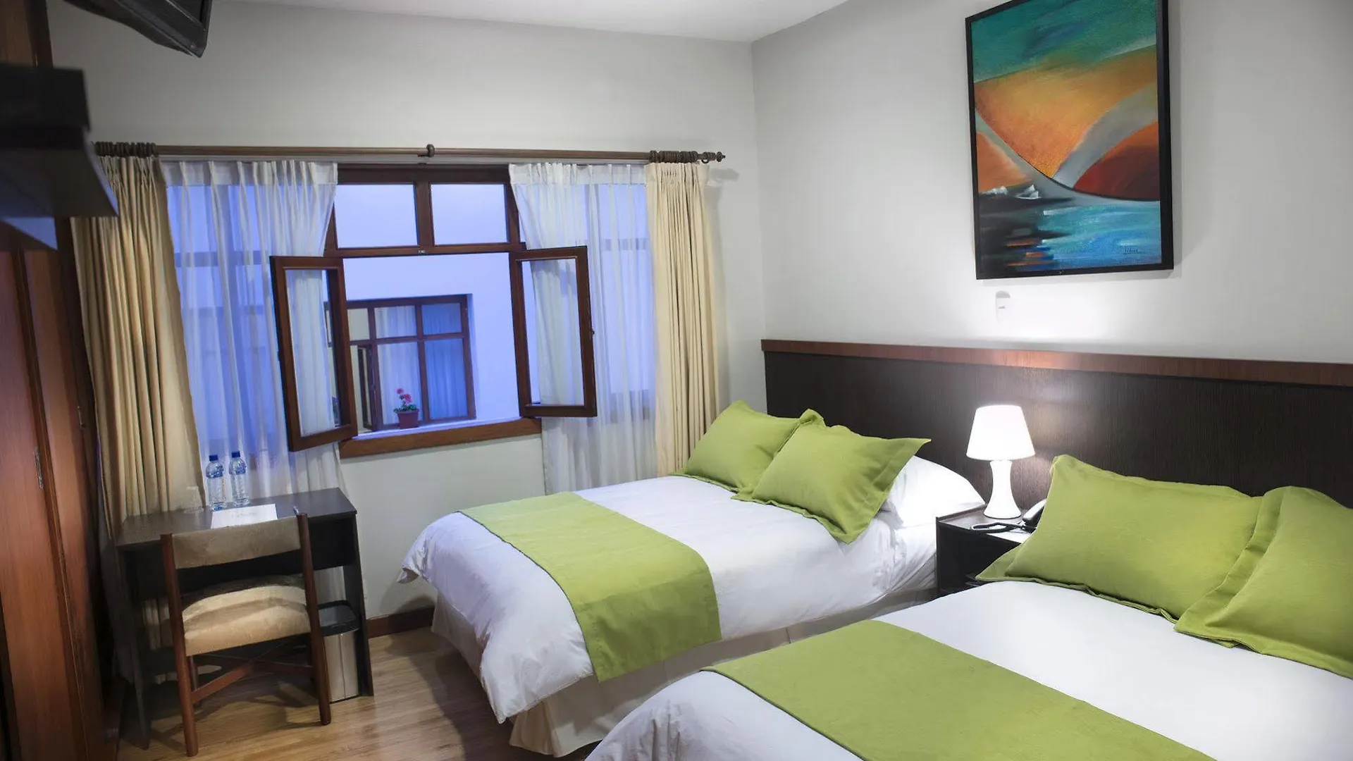 Hostal Casa De Lidice Cuenca Ecuador